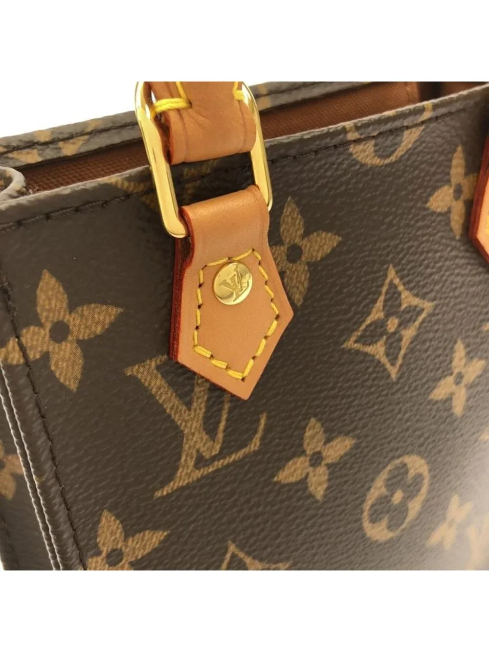 Louis Vuitton Monogram Petite Sac Plat